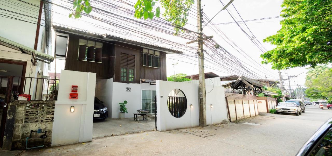 Mini-Me Home, A Cozy Entire House In Old City Chiang Mai Buitenkant foto